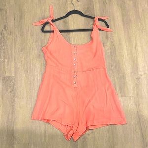 Coral romper tie sleeve L